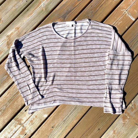 Medium women’s striped sweater - Picture 1 of 1